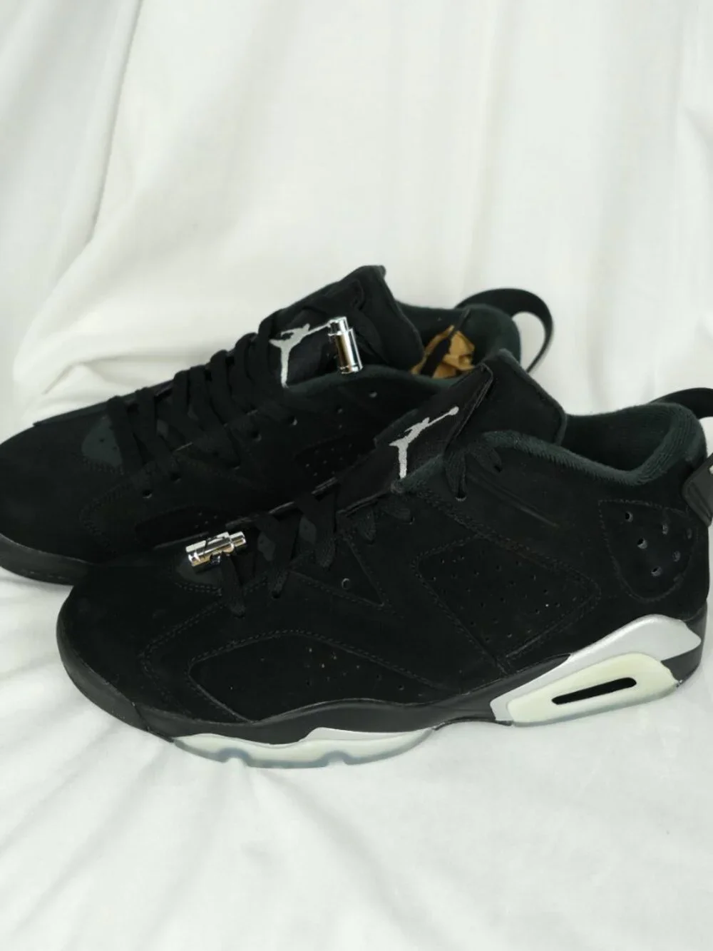 NWT Nike Air Jordan 6 Retro Low Suede Sneakers Black Size 9